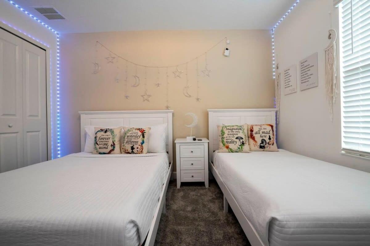 Gorgeous 4 Bedroom W Screened Pool Close To Disney 2653 Kissimmee Kültér fotó