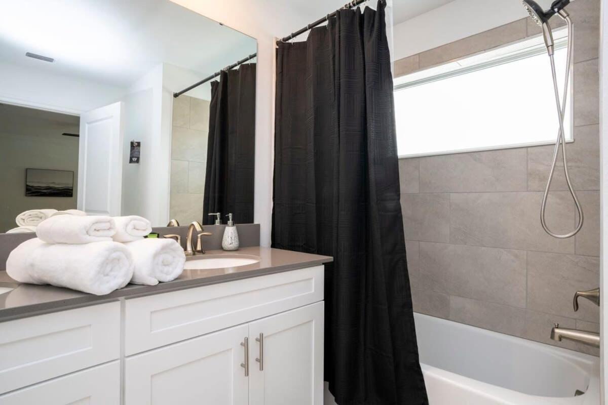 Gorgeous 4 Bedroom W Screened Pool Close To Disney 2653 Kissimmee Kültér fotó
