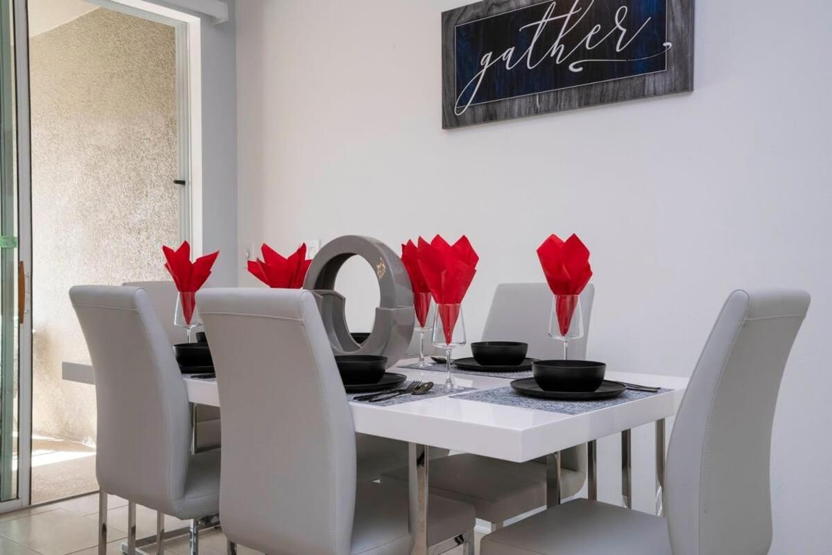 Gorgeous 4 Bedroom W Screened Pool Close To Disney 2653 Kissimmee Kültér fotó